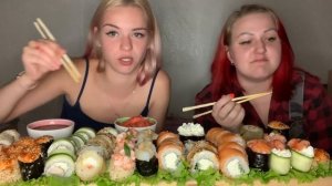 МУКБАНГ РОЛЛЫ СУШИ /50  ШТУК МЫ не осилили /ВКУСНЕЙШИЕ  СУШИ РОЛЛЫ| MUKBANG SUSHI ROLLS)vkusnosishi