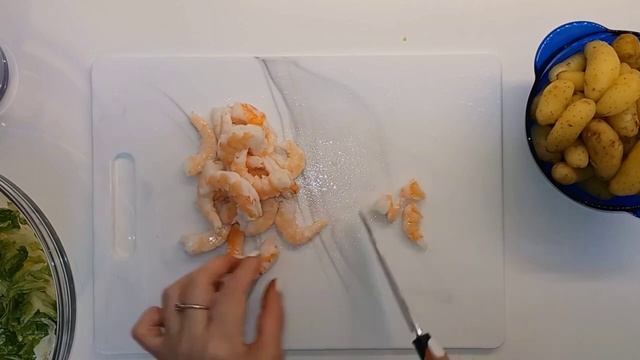 Французский Салат! ЛЕТНИЙ ОСВЕЖАЮЩИЙ САЛАТ: Салат с Креветками | Вкуснее вы ещё не Ели! смотреть онлайн