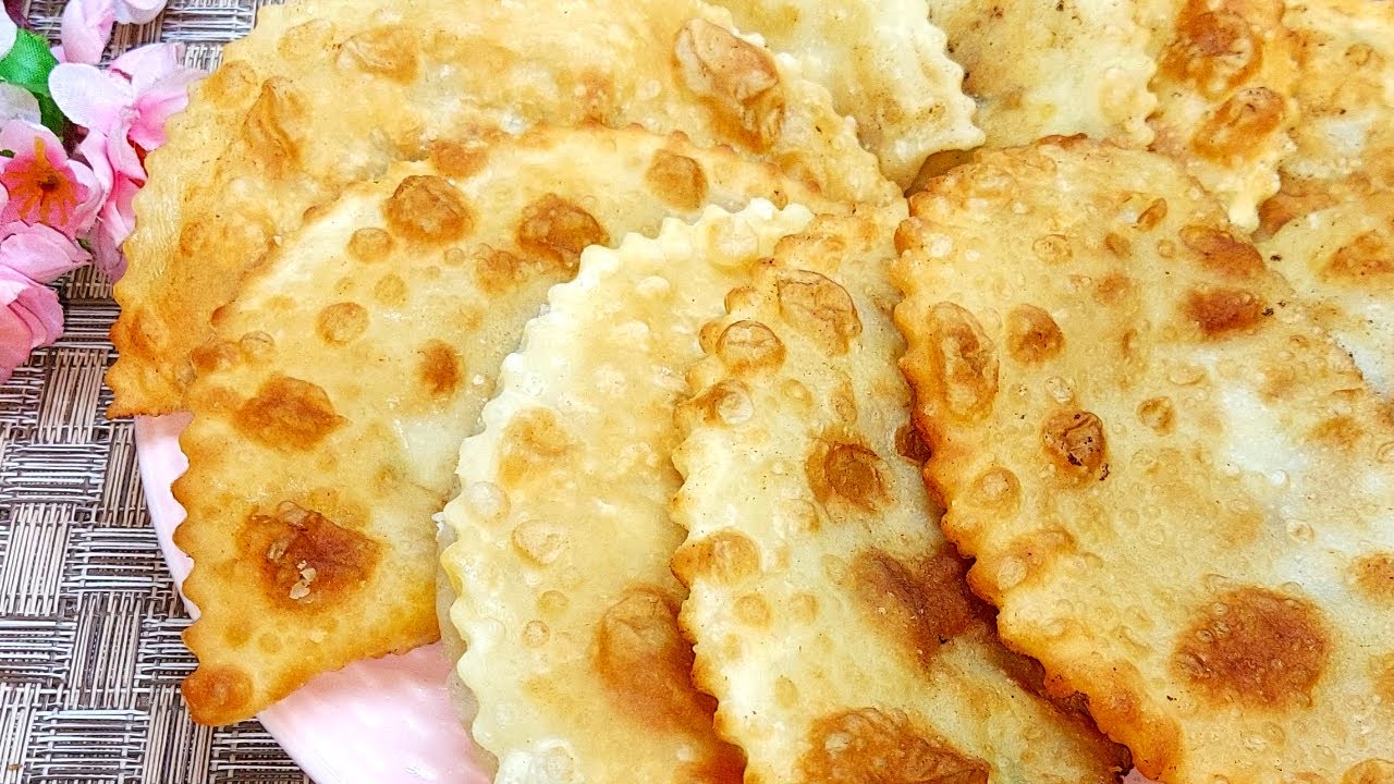 Сочные и хрустящие чебуреки. Такое тесто для Чебуреков получится в всех. Вкуснейший рецепт