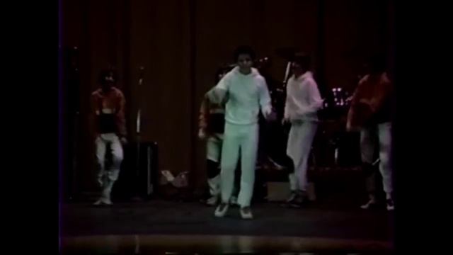 1985 Granite City High school talent show Break dance team смотреть онлайн