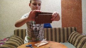 Пробую шоколад m&m's