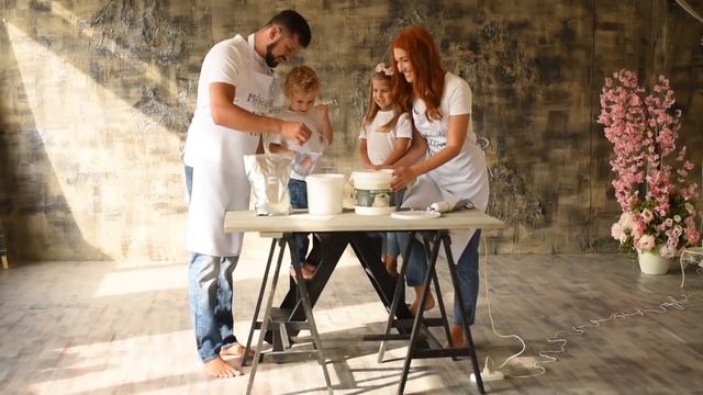 Наборы для создания 3-D слепков рук Moscow Casting Kits смотреть онлайн