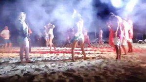 Пляжная вечеринка в отеле Memories flamenco. Куба