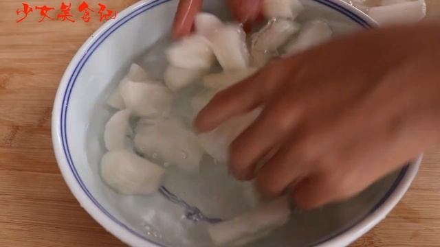 醃蘿蔔時，直接放鹽就錯了，教你正確做法，蘿蔔酸甜脆爽，解饞，【麗麗廚房】，#醃蘿蔔的做法，#醃蘿蔔料理，#醃蘿蔔食譜，#家常菜，#美食，#cooking，#food，#Recipe