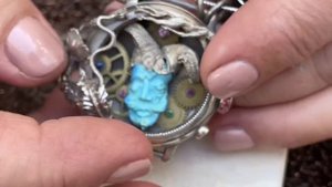 Ювелирная выставка в Санкт -Петербурге. Камни и украшения