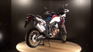 Tamiya Honda CRF 1000L Africa Twin escala 1:6