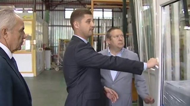 На производстве компании Окна  Роста