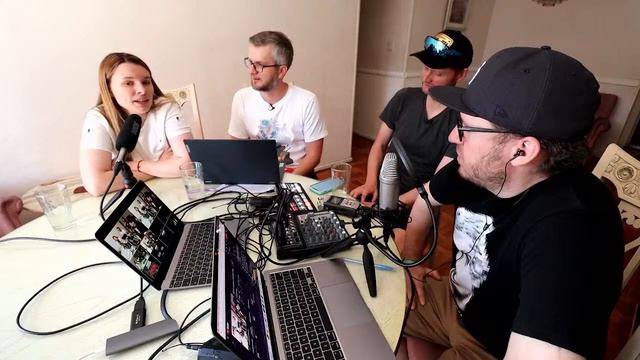 Радио Аргентина. Новости местные. Гость- предпрениматель, фабрика мебели, 15 сотрудников. смотреть онлайн