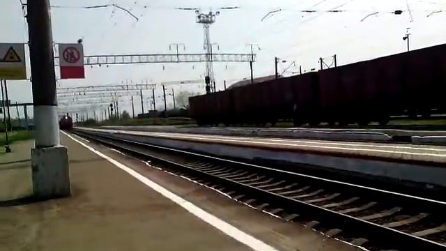 Электропоезд ЭД9М 195 смотреть онлайн