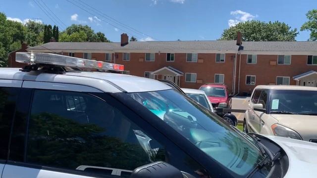 2016 Ford Explorer Police Interceptor Flashers and Sirens смотреть онлайн