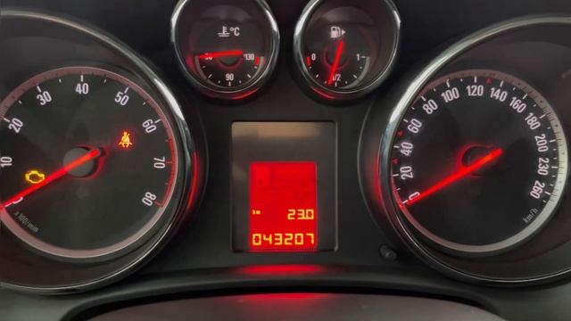 Мини обзор. Opel Astra. 2012