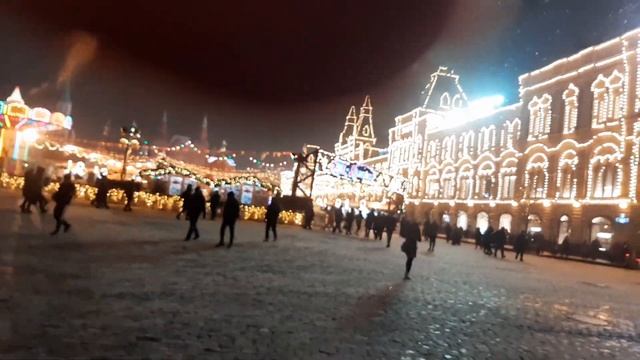 Что происходит на Красной площади в Москве? смотреть онлайн