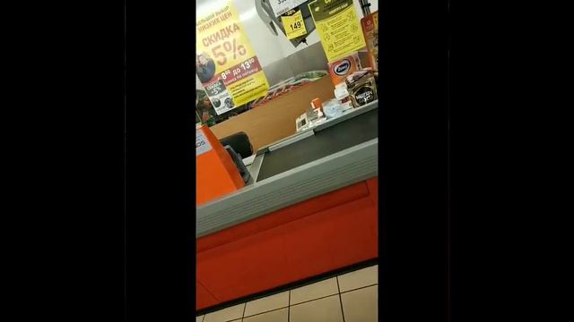 Магазин Дискси нарушает права граждан, но Конституция РФ решает проблемы. смотреть онлайн