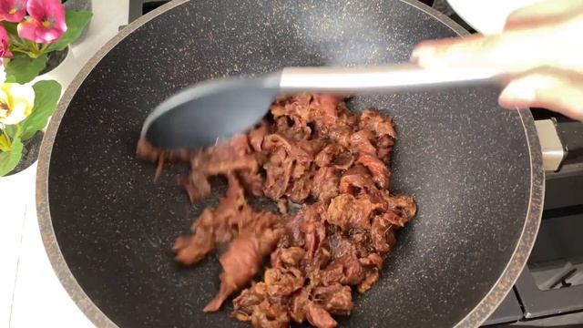 Теплый салат с кониной и рукколой. Хит салат 2023. Новогодний салат