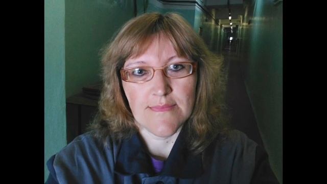 С ДНЁМ СВЯЗИ смотреть онлайн