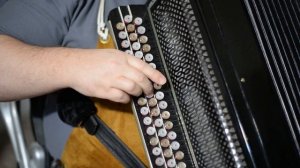 ? «Вези меня, извозчик» Разбор песен на баяне ноты и аккорды.