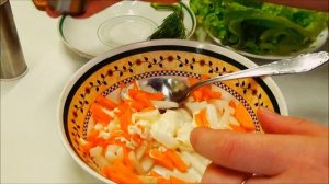 13. Салат из редьки и моркови в сметане