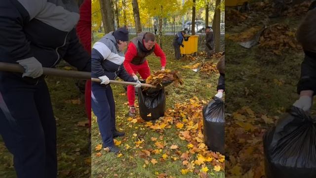 Добрый субботник в СШОР1 Калининского района