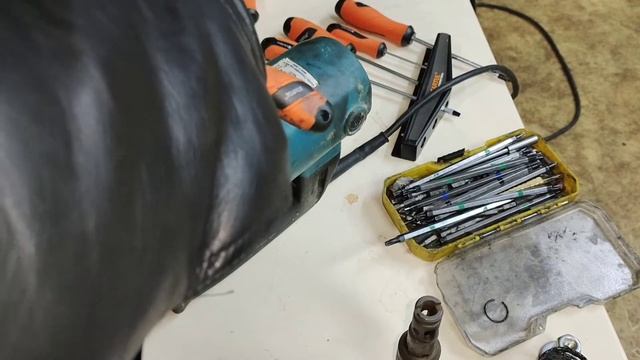 перфоратор Makita hr2010 ему 19лет а он рабатает часть 1 смотреть онлайн