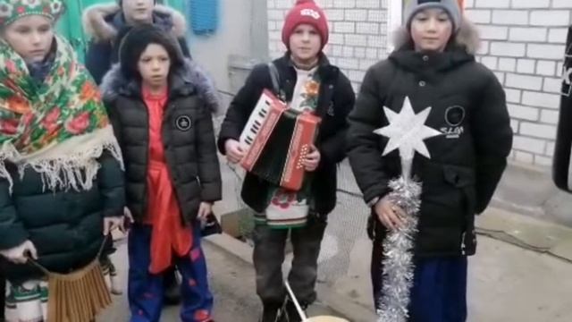 Рождественские колядки "Пришла Коляда-открывай ворота"