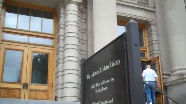 New York Botanical Garden смотреть онлайн