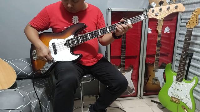 WE Bass JB -1 - Test Sound смотреть онлайн