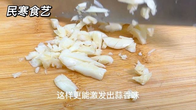 炒手撕包菜別焯水或直接下鍋，教你一招，清脆爽口不出水，真下飯，【民寒食藝】，包菜料理，包菜食譜，炒手撕包菜，炒手撕包菜家常做法，炒手撕包菜做法步驟，包菜怎麼炒好吃 #cabbage #recipe