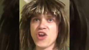 "Апасный" ПРИКОЛ ВАЙНЫ РАЗМОРОЗЬ КУРИЦУ.