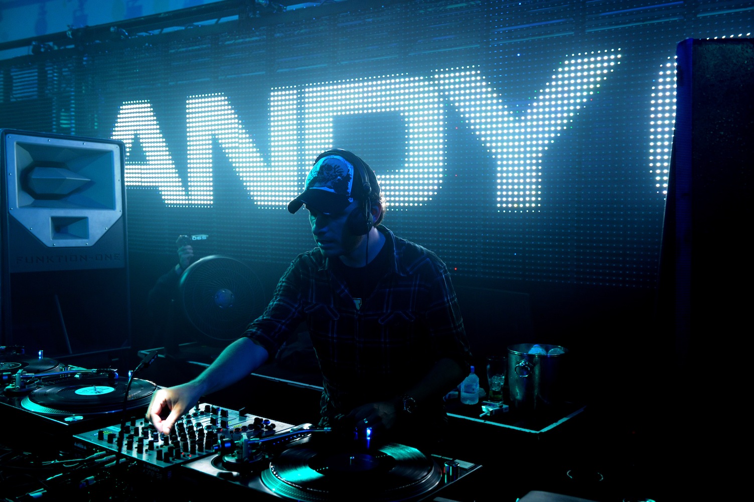 Andy C -  All Night