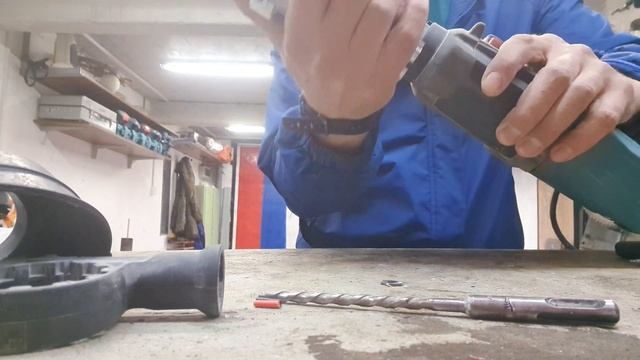 "штуковина" для удаления пыли перфоратора смотреть онлайн