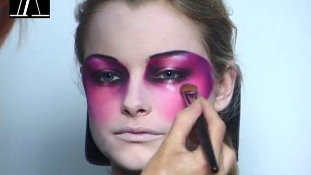 Makeup Tutorial : Face Painting | Make-Up Atelier Paris смотреть онлайн