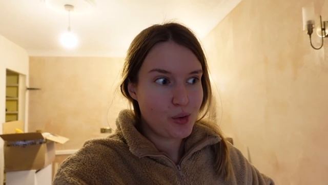 МИНИ-ВЛОГ О РЕМОНТЕ: КРАСИМ ГОСТИНУЮ, ПРОГРЕСС НА КУХНЕ смотреть онлайн