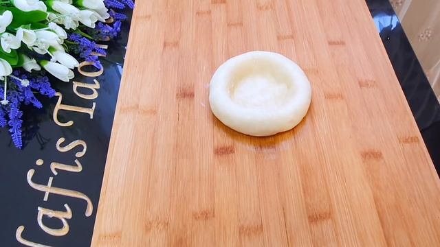 УЗБЕКСКИЕ ЛЕПЕШКИ В КИПЯЩЕМ МОЛОКЕ .ОХ КАКАЯ ВКУСНЯТИНА.МАЛО КТО ЗНАЕТ ЭТОТ СЕКРЕТ. РЕЦЕПТ БОМБА. смотреть онлайн