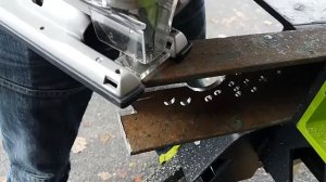 Работа лобзика по металлу (Heavy-Duty Jigsaw working with metal) AEG BST-18X
