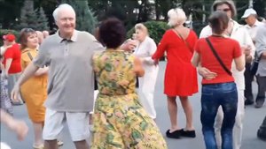 ОБМАНУЛА,РАСТОПТАЛА...И ЗАБЫЛА...