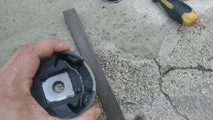 Замена подушек двигателя в подрамнике VW Golf, Jetta, Bora. 1.6 BSE
