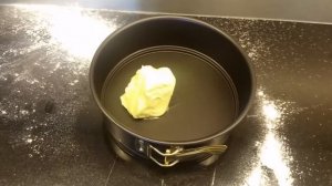 LET'S BAKE CAKE - Cooking with Boris