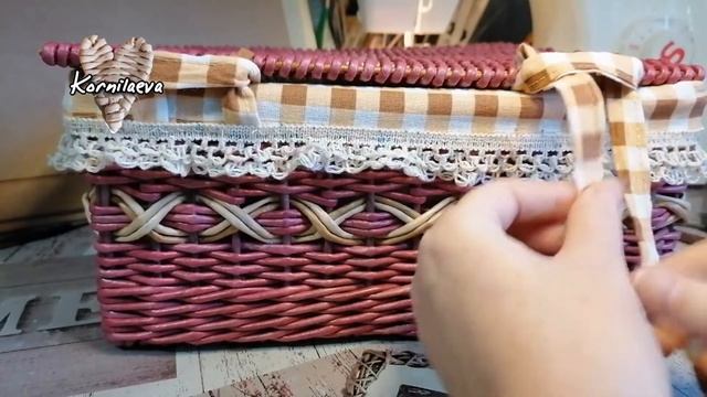 Как прикрепить крышку к коробку в чехле, новое крепление крышки, плетение из бумажной лозы, смотреть онлайн