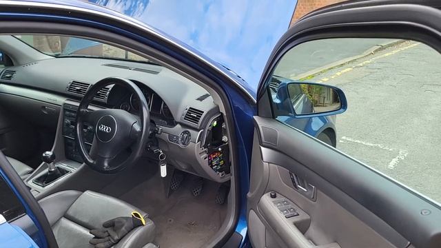 Audi A4 (B6) Oil Level Sensor Reset - Finding Faults смотреть онлайн