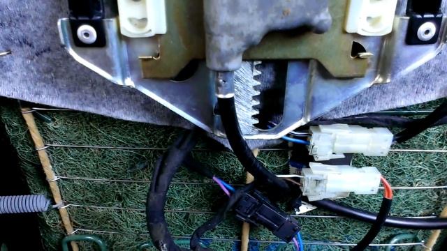 БМВ Е34 Ремонт электро подголовника BMW E34 смотреть онлайн