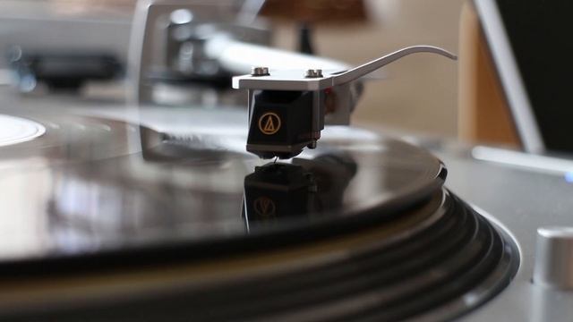 Joy Division - Atmosphere (2020 45RPM HQ Vinyl Rip) - Technics 1200G / Audio Technica ART9 смотреть онлайн