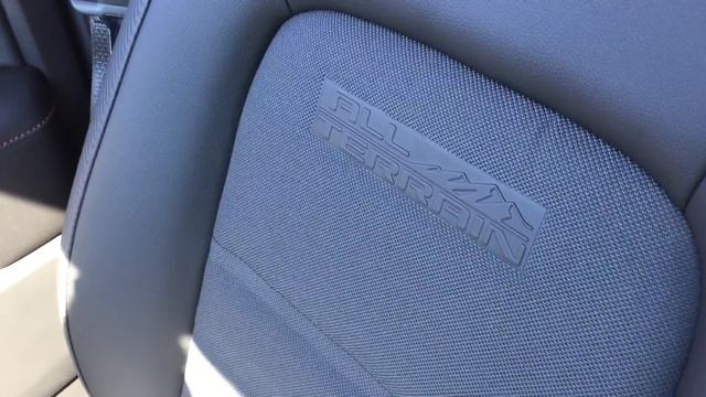 2016 GMC Canyon SLE Crew Cab All Terrain Package Silver Oshawa ON Stock #161652 смотреть онлайн