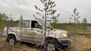 Пробую УАЗ Пикап на ковровом болоте.