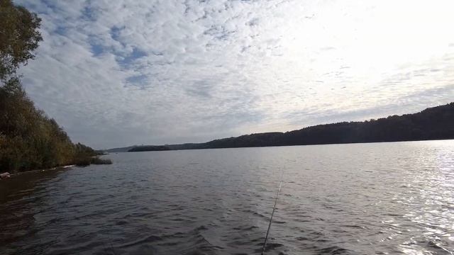 Спиннинг на Оке. Черта Нижнего Новгорода. Трудовая рыбалка смотреть онлайн