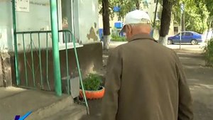 10 08 15    Ограждение вокруг детской площадки на Новостройке будет