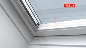 Монтаж жалюзи на мансардное окно Velux PAL
