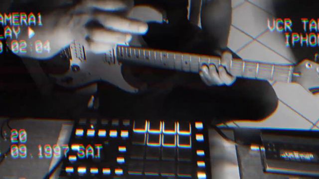 Akai MPC ONE and Guitar Ibanez Blazer смотреть онлайн