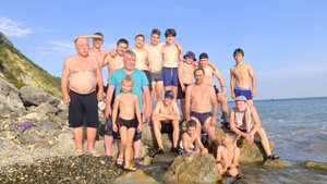 Богданчик в летнем спортивном палаточном лагере.