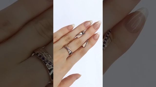 Универсальная модель! Стильный комплект Серьги + Кольцо под золото 585 пробы с фианитовой дорожкой!