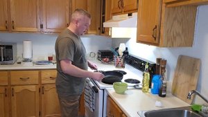 Как правильно готовить яичницу: пошаговый рецепт для новичков